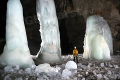 Schwarzmooskogeleishöhle (Schneevulkanhalle)