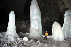 Schwarzmooskogeleishöhle (Schneevulkanhalle)