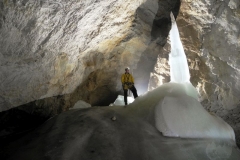 Schwarzmooskogeleishöhle (Elephant entrance)